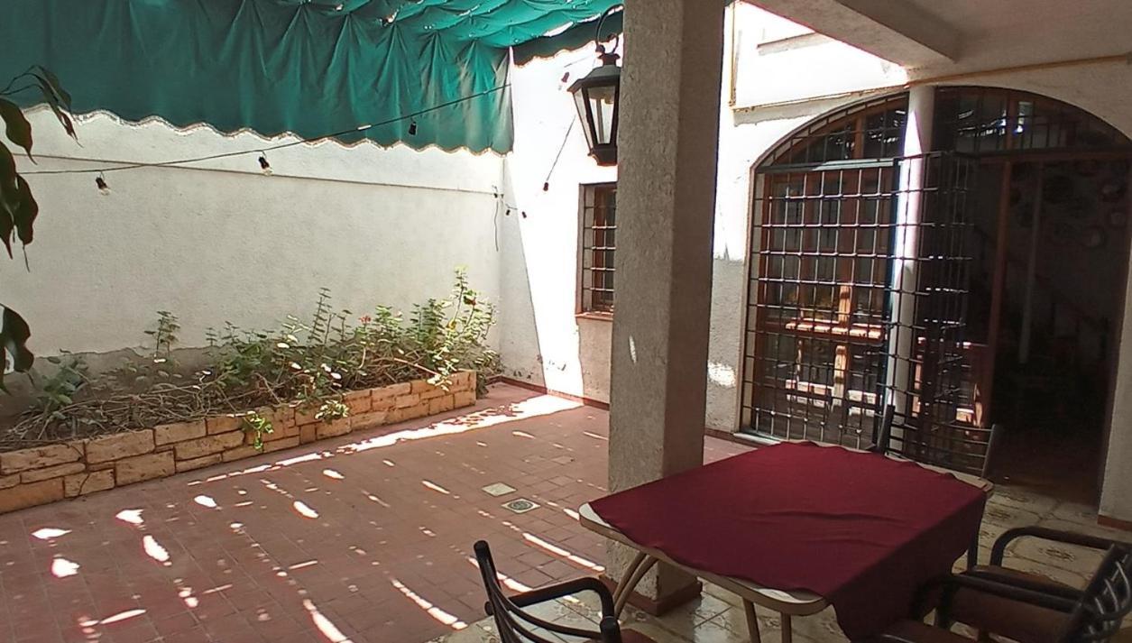 Hostel Casteleyhost Мендоса Экстерьер фото